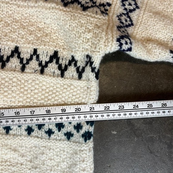 Vintage 90s 100% wool Cream and multi-coloured vintage knit sweater - Picture 6 of 6